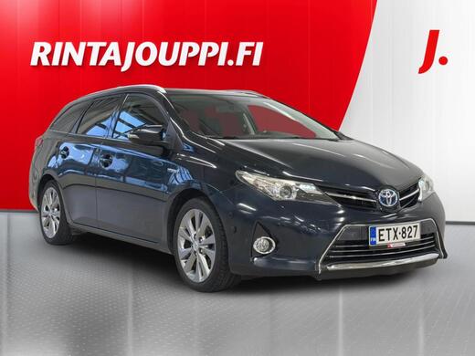 Toyota Auris vaihtoauto
