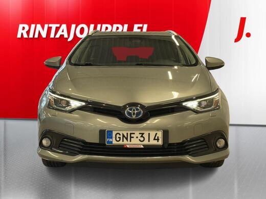 Toyota Auris vaihtoauto