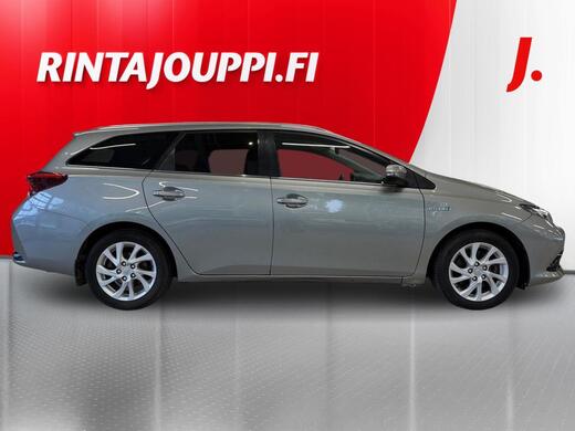 Toyota Auris vaihtoauto