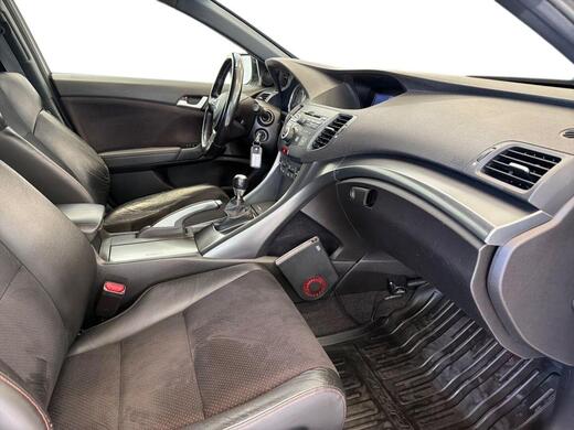 Honda Accord vaihtoauto