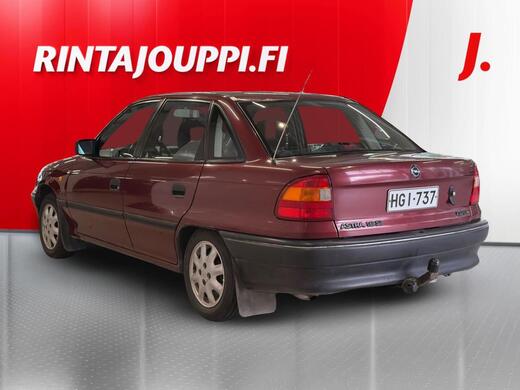 Opel Astra vaihtoauto