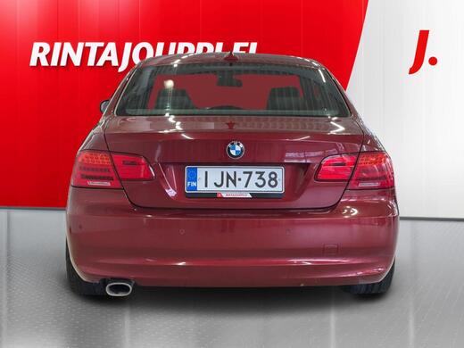 BMW 320 vaihtoauto