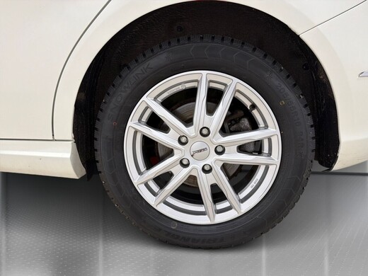 Mercedes-Benz B vaihtoauto
