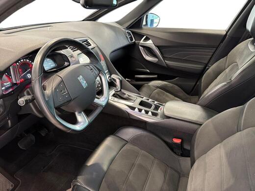DS 5 vaihtoauto
