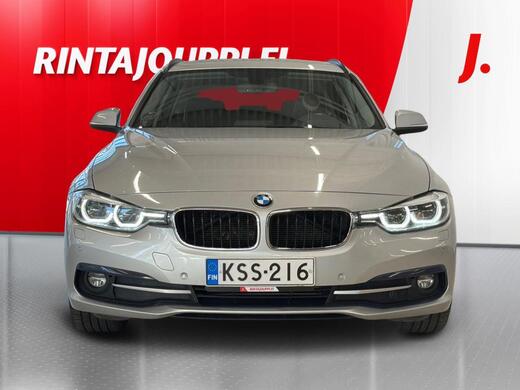 BMW 320 vaihtoauto