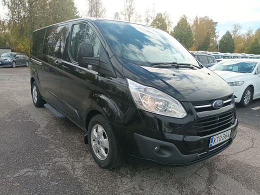 Ford Tourneo Custom vaihtoauto