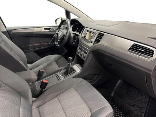 Volkswagen Golf Sportsvan vaihtoauto