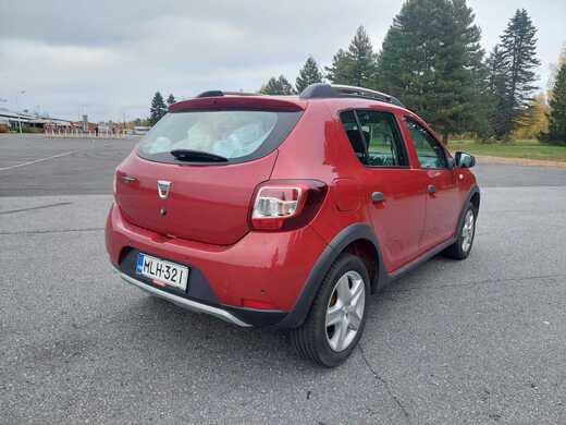 Dacia Sandero vaihtoauto