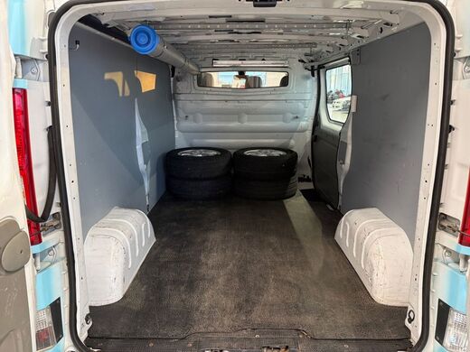Opel Vivaro vaihtoauto