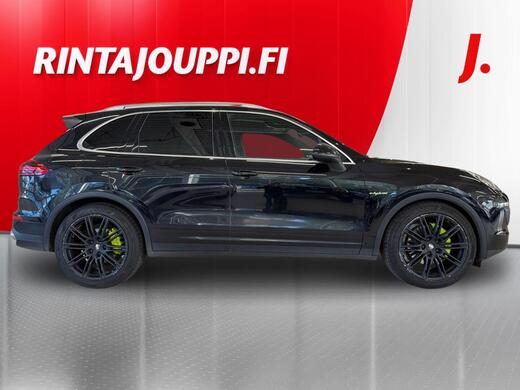 Porsche Cayenne vaihtoauto