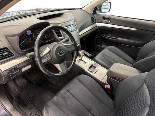 Subaru Legacy vaihtoauto