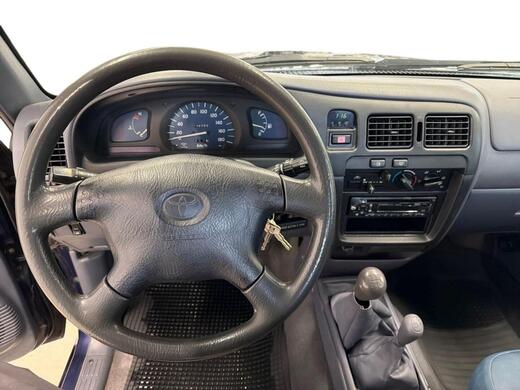 Toyota Hilux vaihtoauto