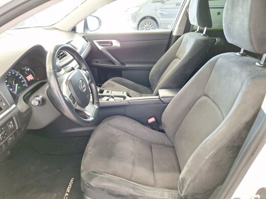 Lexus CT vaihtoauto