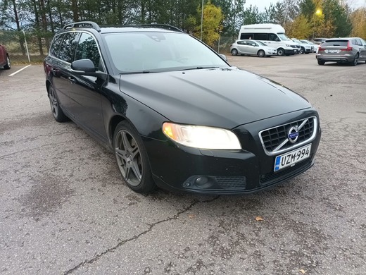 Volvo V70 vaihtoauto