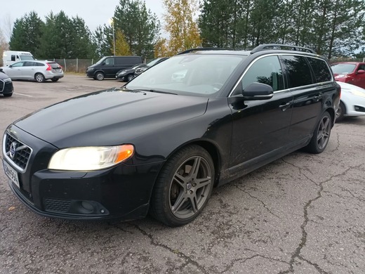Volvo V70 vaihtoauto