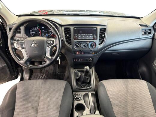 Mitsubishi L200 vaihtoauto