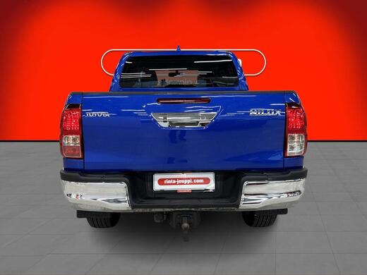 Toyota Hilux vaihtoauto