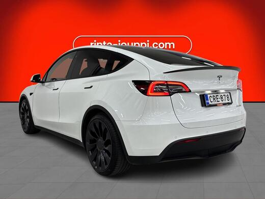 Tesla Model Y vaihtoauto