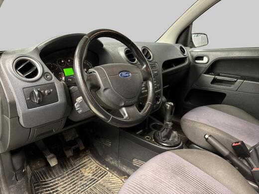 Ford Fusion vaihtoauto