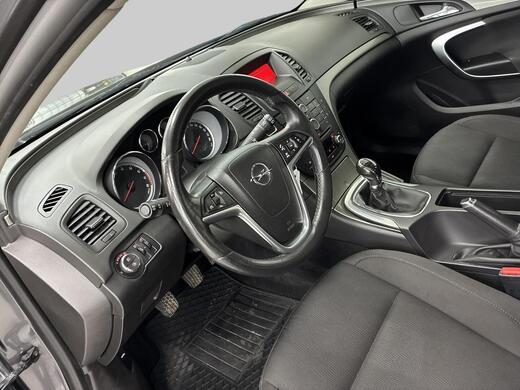 Opel Insignia vaihtoauto