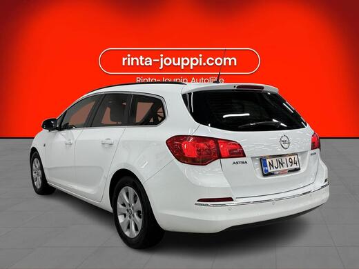 Opel Astra vaihtoauto