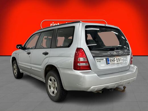Subaru Forester vaihtoauto