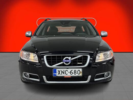 Volvo V70 vaihtoauto