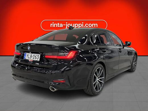 BMW 330 vaihtoauto