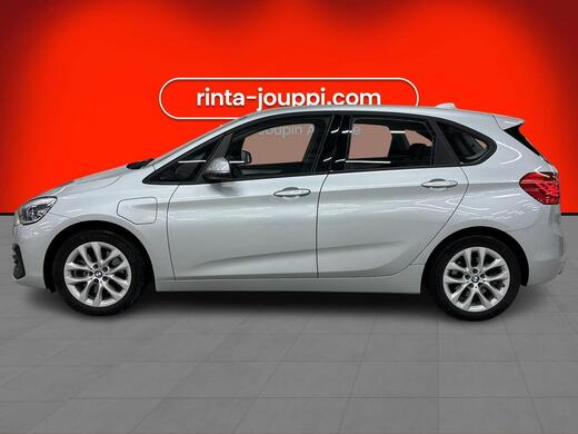 BMW 225 vaihtoauto