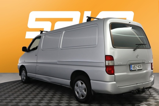 Toyota Hiace vaihtoauto