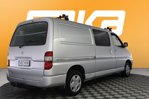 Toyota Hiace vaihtoauto