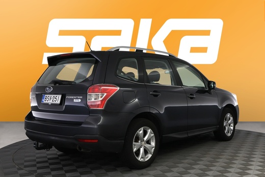 Subaru Forester vaihtoauto
