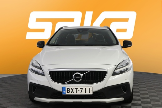 Volvo V40 Cross Country vaihtoauto