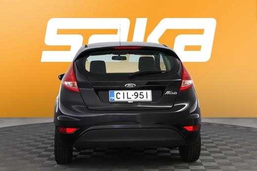 Ford Fiesta vaihtoauto