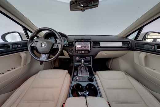 Volkswagen Touareg vaihtoauto