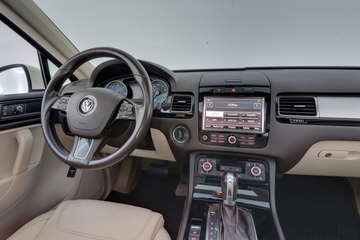 Volkswagen Touareg vaihtoauto