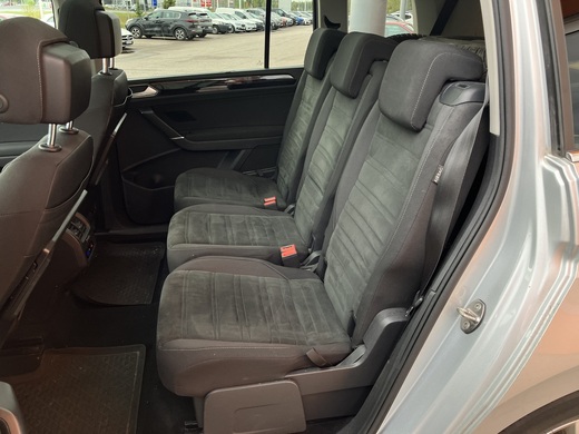 Volkswagen Touran vaihtoauto