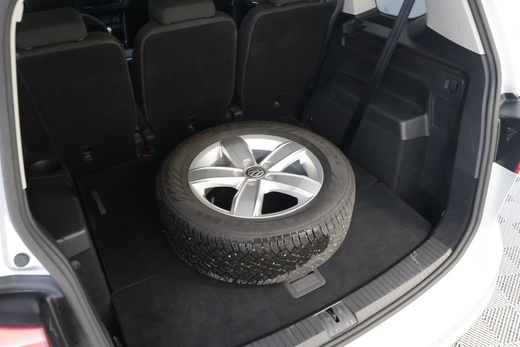 Volkswagen Touran vaihtoauto