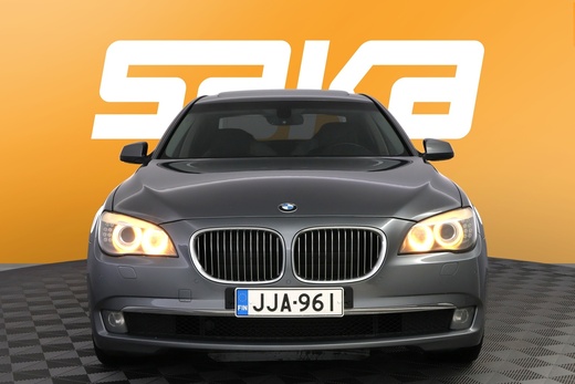 BMW 730 vaihtoauto