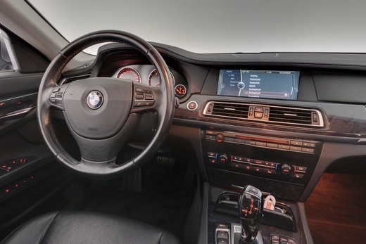 BMW 730 vaihtoauto