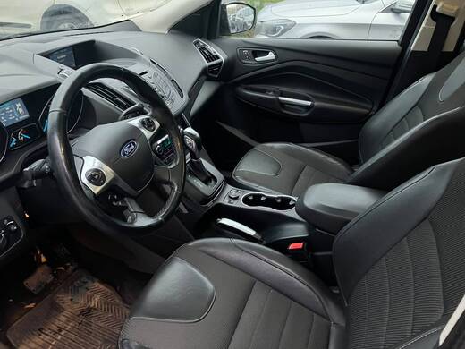 Ford Kuga vaihtoauto