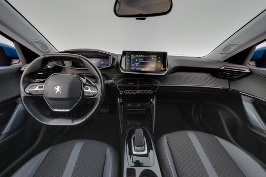 Peugeot e-2008 vaihtoauto