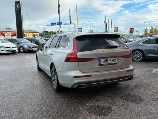 Volvo V60 vaihtoauto