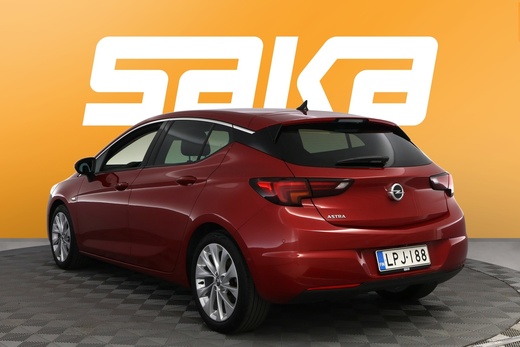 Opel Astra vaihtoauto