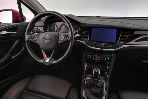 Opel Astra vaihtoauto