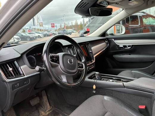 Volvo V90 Cross Country vaihtoauto