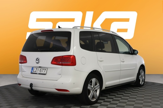 Volkswagen Touran vaihtoauto