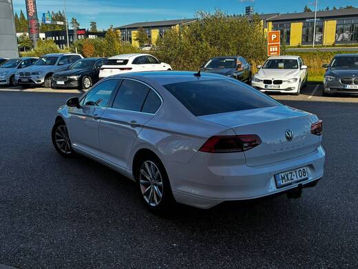 Volkswagen Passat vaihtoauto