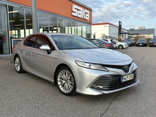 Toyota Camry vaihtoauto