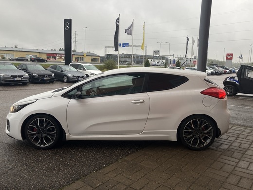 Kia Proceed vaihtoauto